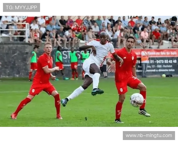 维特斯主帅战术风格解析：注重控球与高位逼抢