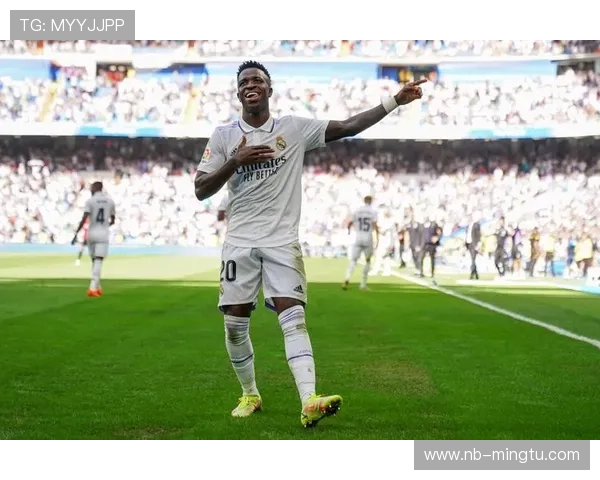 贝林厄姆16岁职业首秀的早期成名与天赋兑现分析